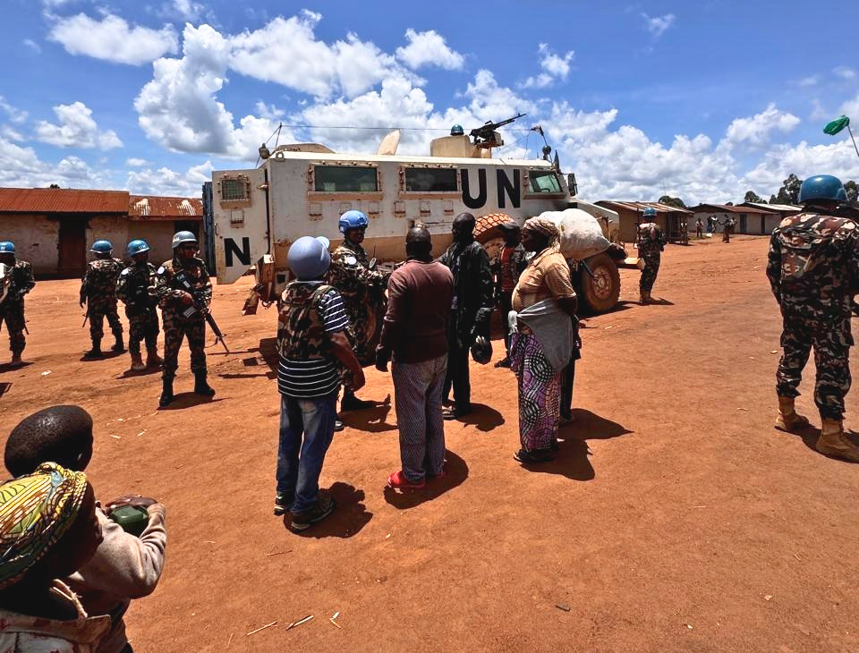 Among the former hostages are an officer of the Congolese National Police (PNC), a young activist from civil society movements, as well as a woman accompanied by her child. Photo MONUSCO Among the former hostages are an officer of the Congolese National Police (PNC), a young activist from civil society movements, as well as a woman accompanied by her child.